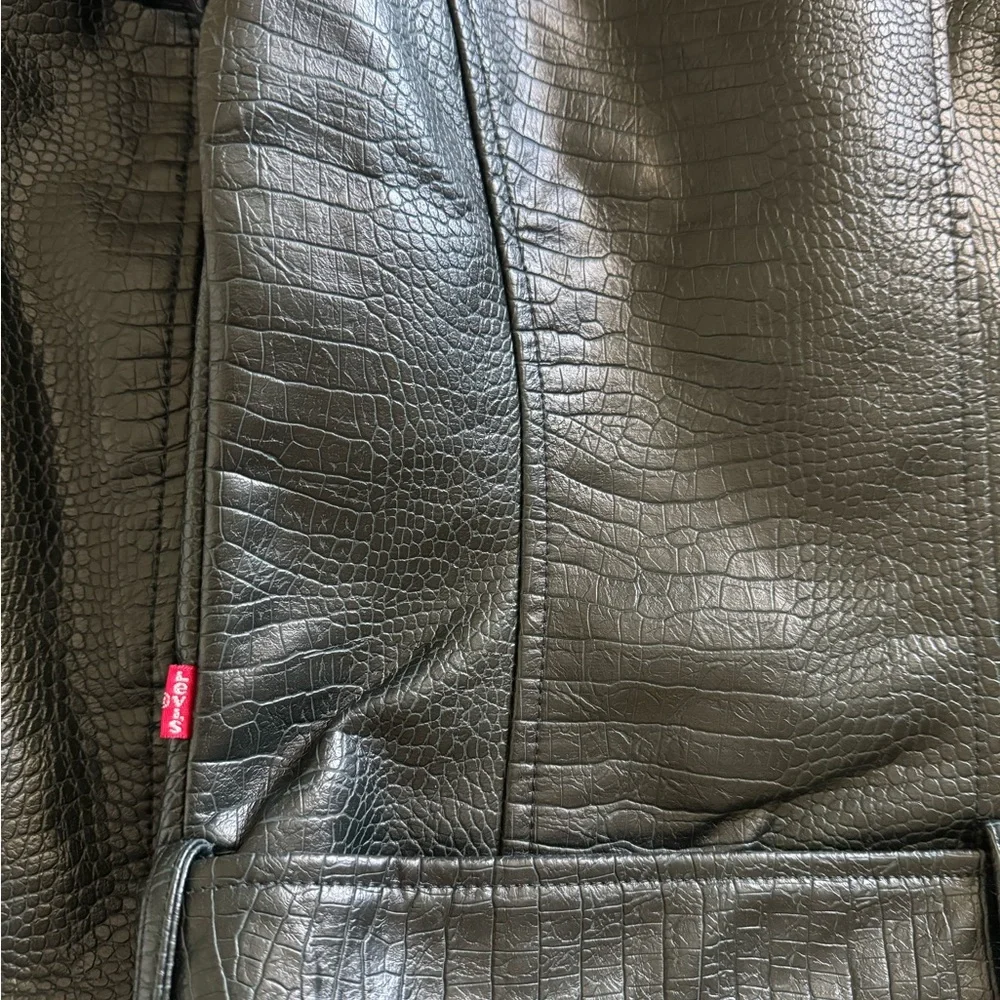 Levi's Forest Green Leather Jacket - Picture 12 of 15